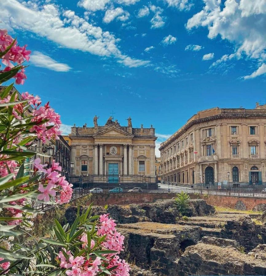 Central House Catania Historic Center ภายนอก รูปภาพ