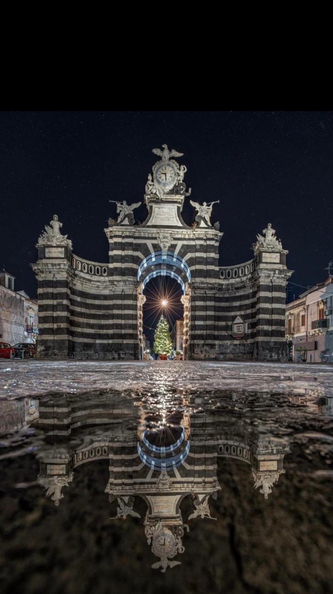 Central House Catania Historic Center ภายนอก รูปภาพ